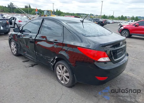 2013 Hyundai Accent Gls z USA, uszkodzony, nr VIN KMHCU4AE3DU581197
